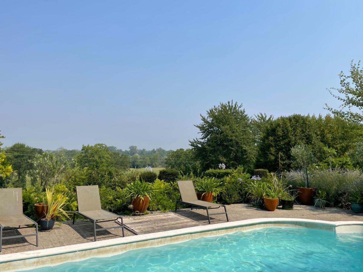 Les Jardins Haute Couture Huismes Exterior photo